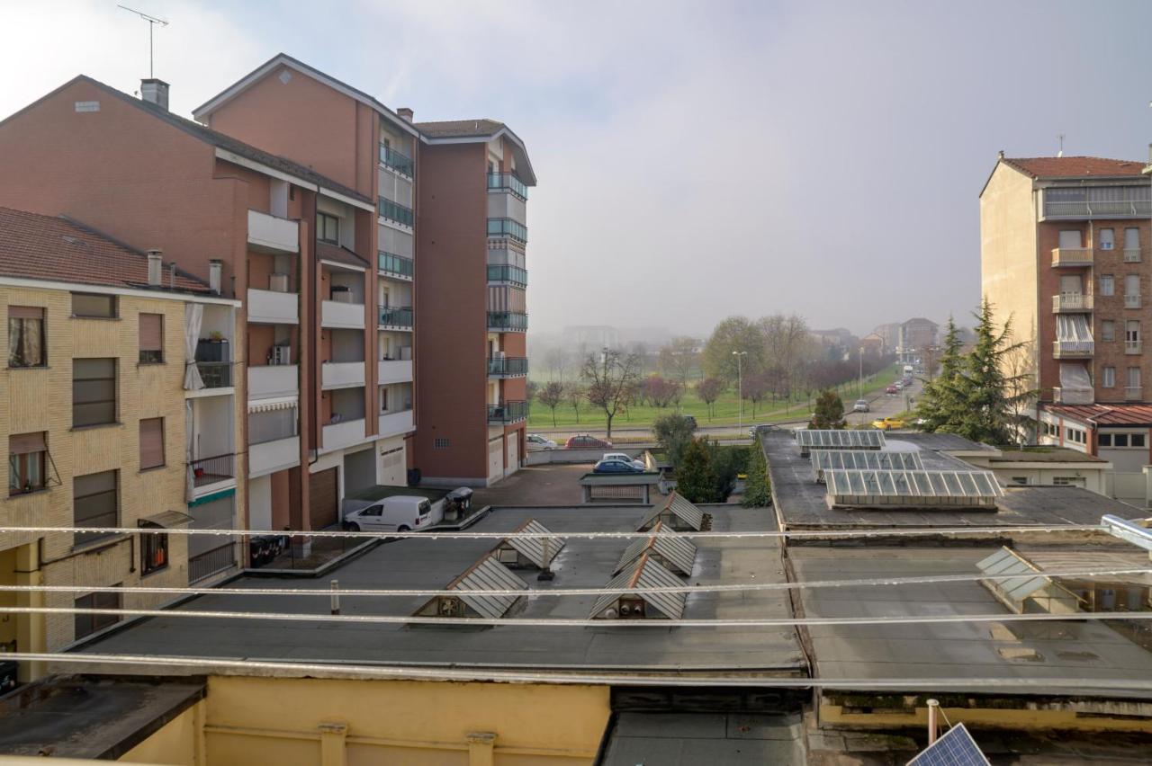 Casa Paradiso-Relax E Comfort, Vicino Alla Metro Turin Bagian luar foto